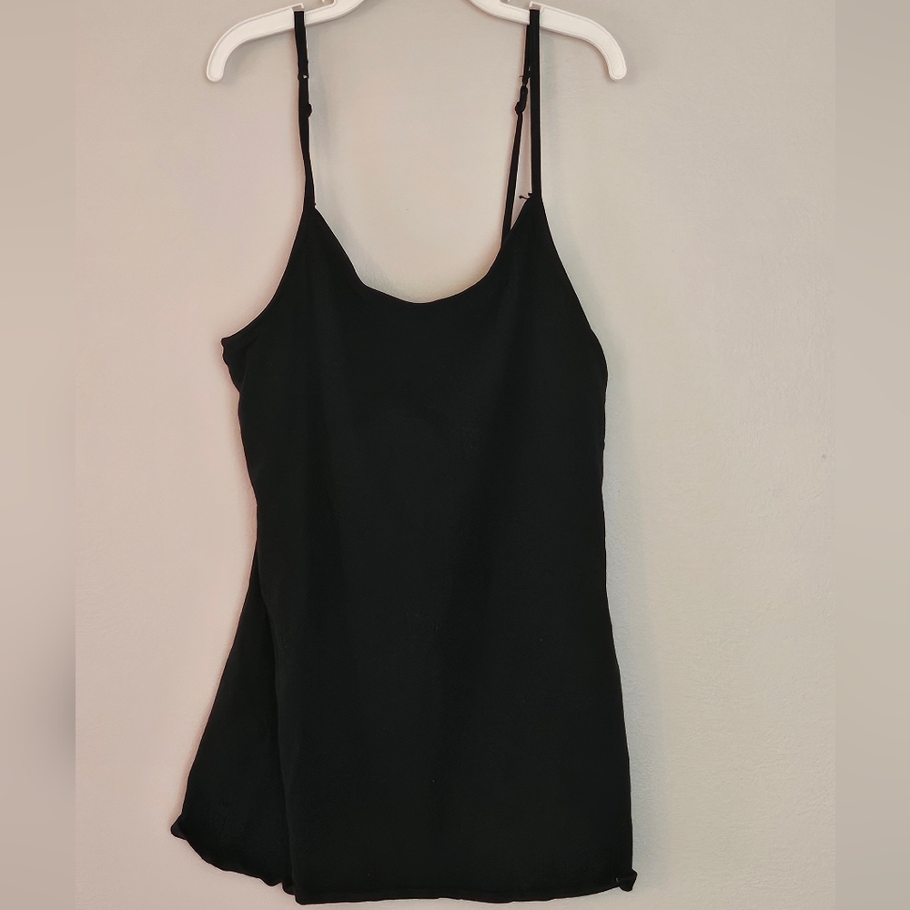 Black Sleeveless Dress